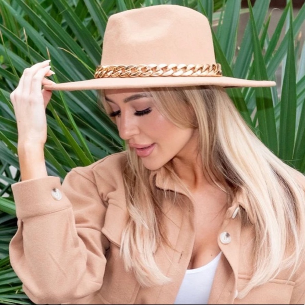 Wide Brim Camel Hat